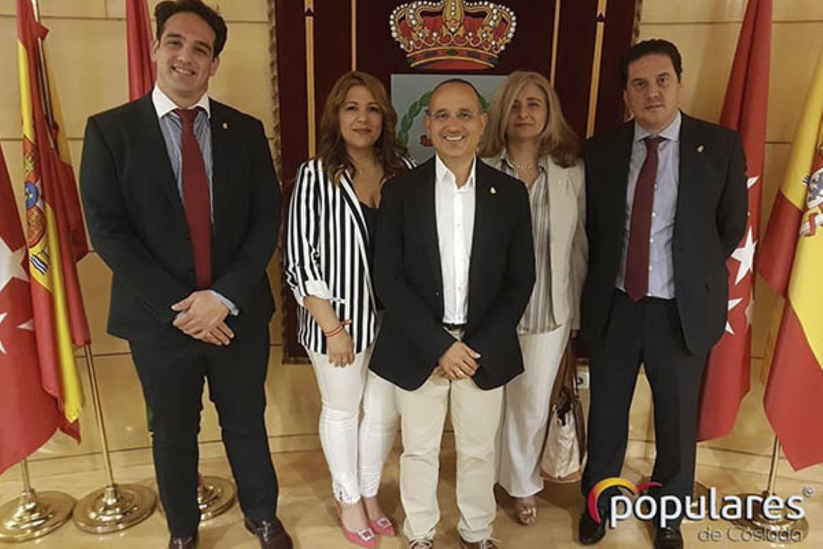 Los populares reclaman explicaciones al Concejal del PSOE por las informaciones vertidas en su cuenta institucional de Facebook