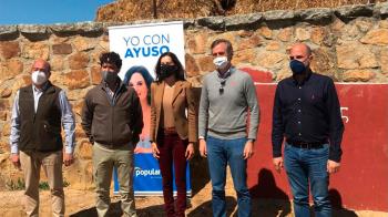 Entre los asistentes populares encontramos a Antonio González Terol y Eugenia Carballedo