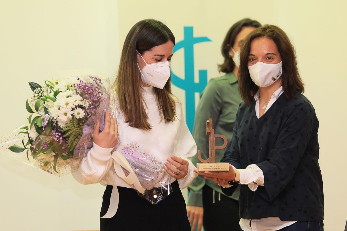 Por su libro 'Crónicas de I', que se ha presentado, además, en el Centro de Poesía José Hierro