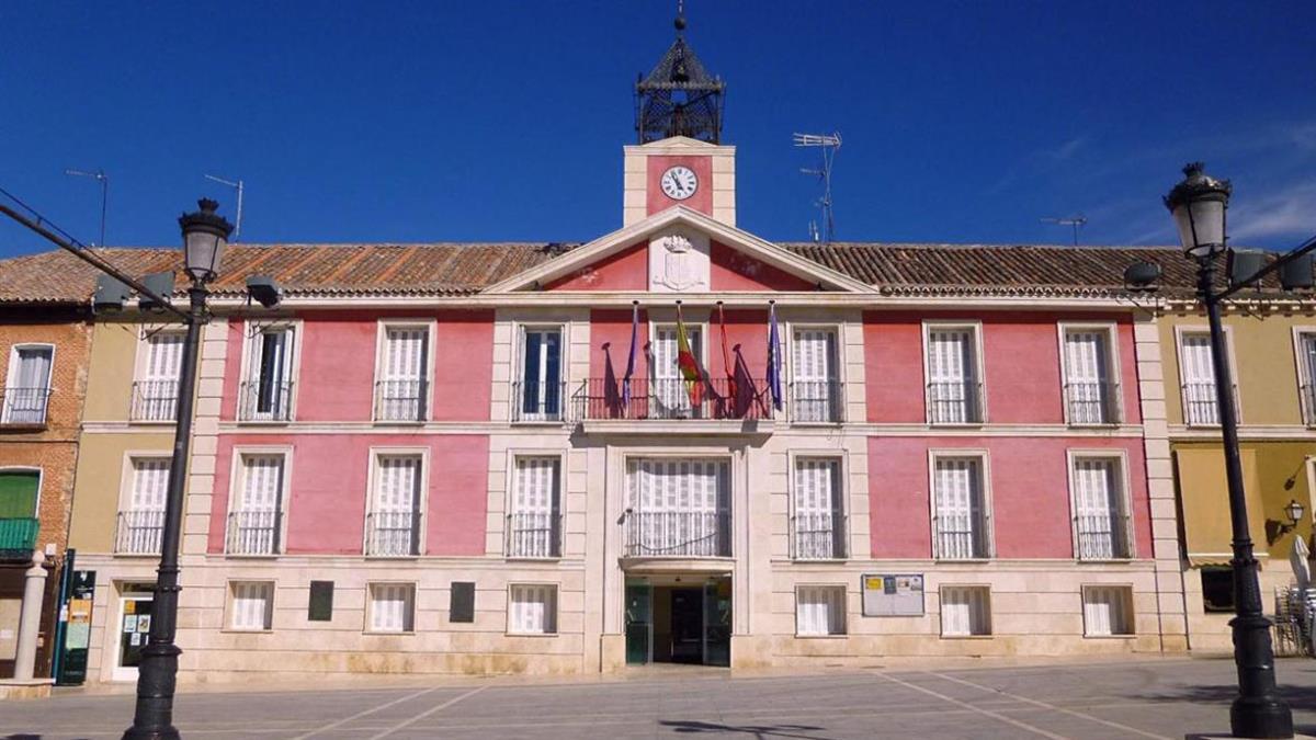 Los socialistas hablan de fraude en el proceso para cubrir dos plazas de conserje en el Ayuntamiento