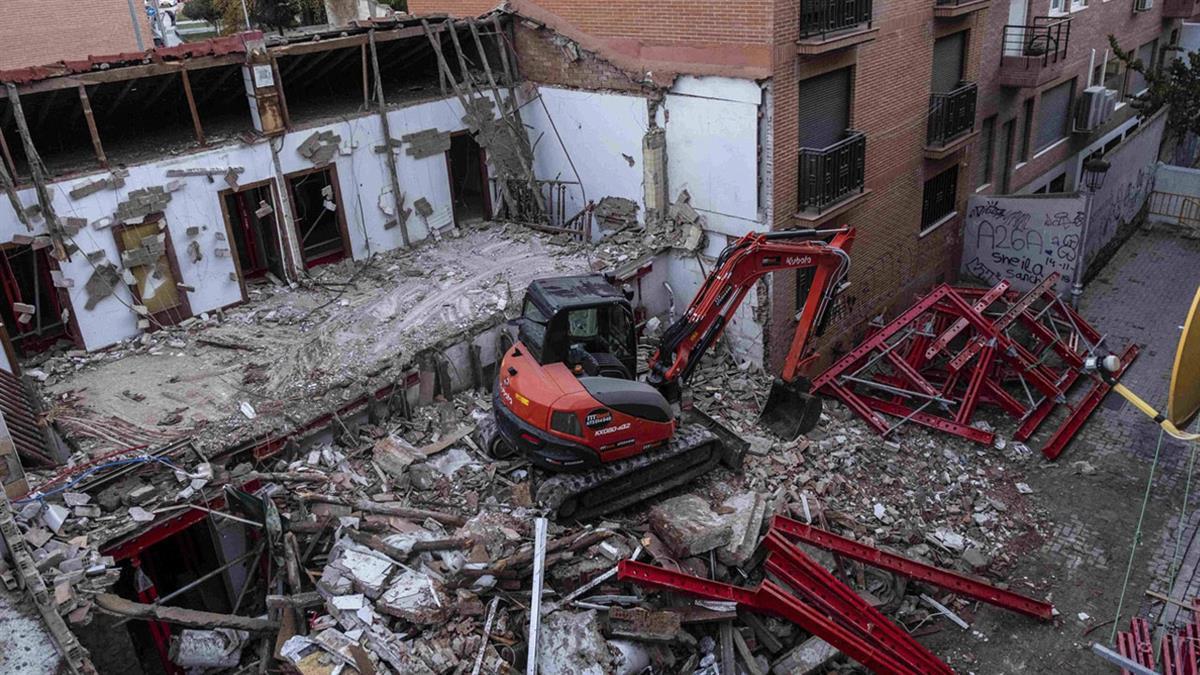 El alcalde, Javier Copa, viajará hasta la capital europea junto con representantes de la Asociación de Afectados 'Presa-Rafael Alberti' 