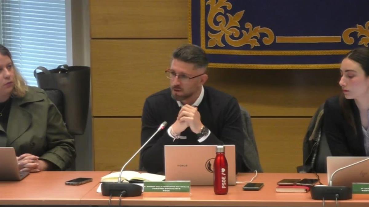 El Pleno aprueba la moción del PSOE para mejorar el mantenimiento de colegios públicos