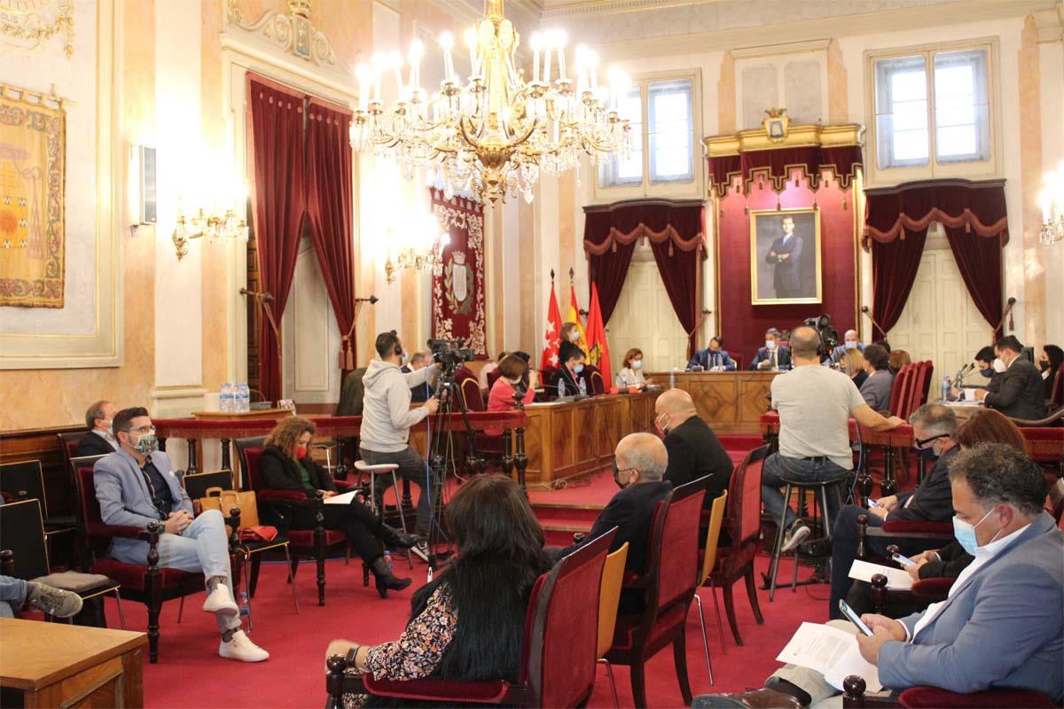Los partidos de la izquierda llevan dos mociones conjuntas al pleno mientras que C's y PP piden rehabilitar varias zonas de Alcalá y VOX propone construir una pista de hielo