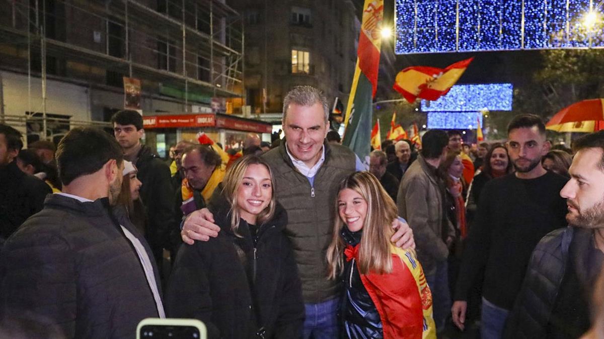Maroto llevará al Pleno una moción por la participación del líder de VOX en las manifestaciones frente a Ferraz