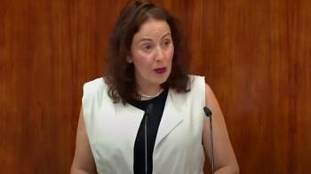 El PSOE de la Asamblea de Madrid ha votado en contra de la propuesta impulsada por los populares para ampliar la carretera nacional A1 en el tramo entre El Molar y Madrid, lo que acabaría con parte de las aglomeraciones en la entrada y salida de la capital.