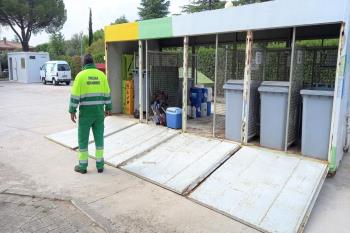 Este punto limpio abrirá también dos días entre semana para satisfacer las necesidades de los vecinos