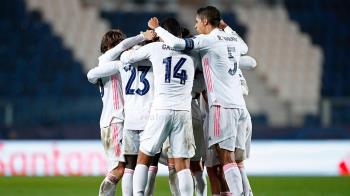 El conjunto blanco se sobrepuso al Atalanta con un golazo de Mendy a cuatro minutos de cumplir el tiempo reglamentario