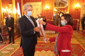 Con ella se reconoce la implicación de José Vicente Saz en la formación de médicos del Ejército