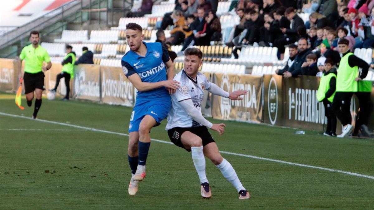 El equipo sansero consigue la victoria en Mérida por 1-3
