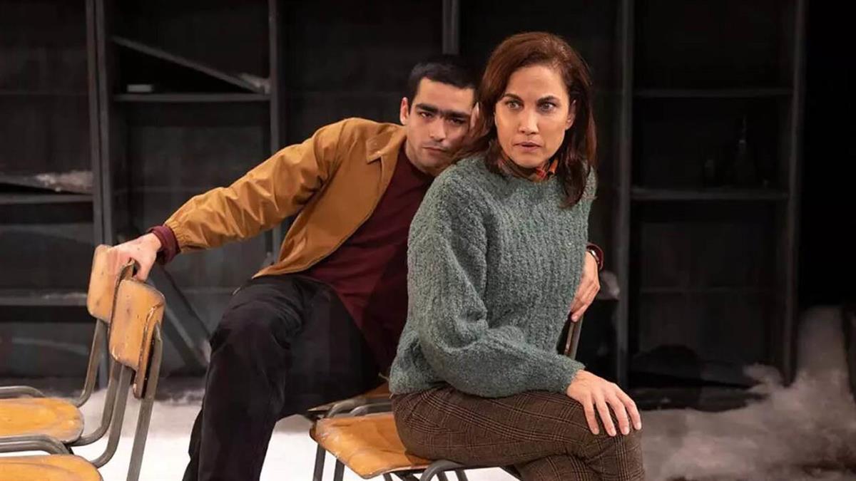 Un espectáculo interpretado por Toni Acosta y Omar Ayuso