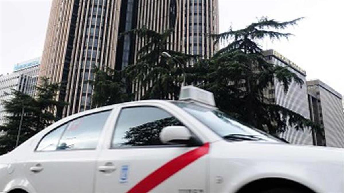 El argumento de la digitalización del sector para competir con las VTC tampoco les convence