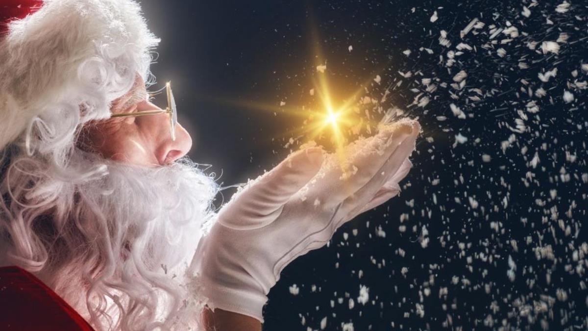 Lo hará en una carroza con iluminación, música y varios personajes de dibujos animados