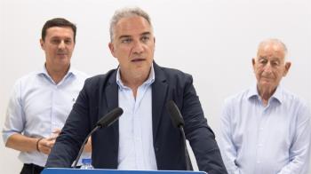 El popular critica la carta enviada por Pedro Sánchez a los militantes del Partido Socialista