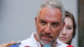 Elías Bendodo denuncia que "millones de familias hacen cuentas para llegar a fin de mes"