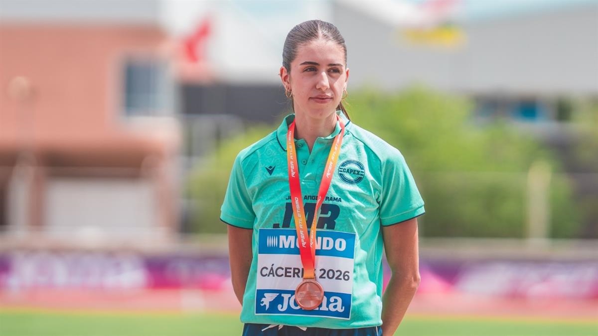 La atleta colmenareña cosecha un bronce en los 400 metros lisos del Campeonato de España Sub-23