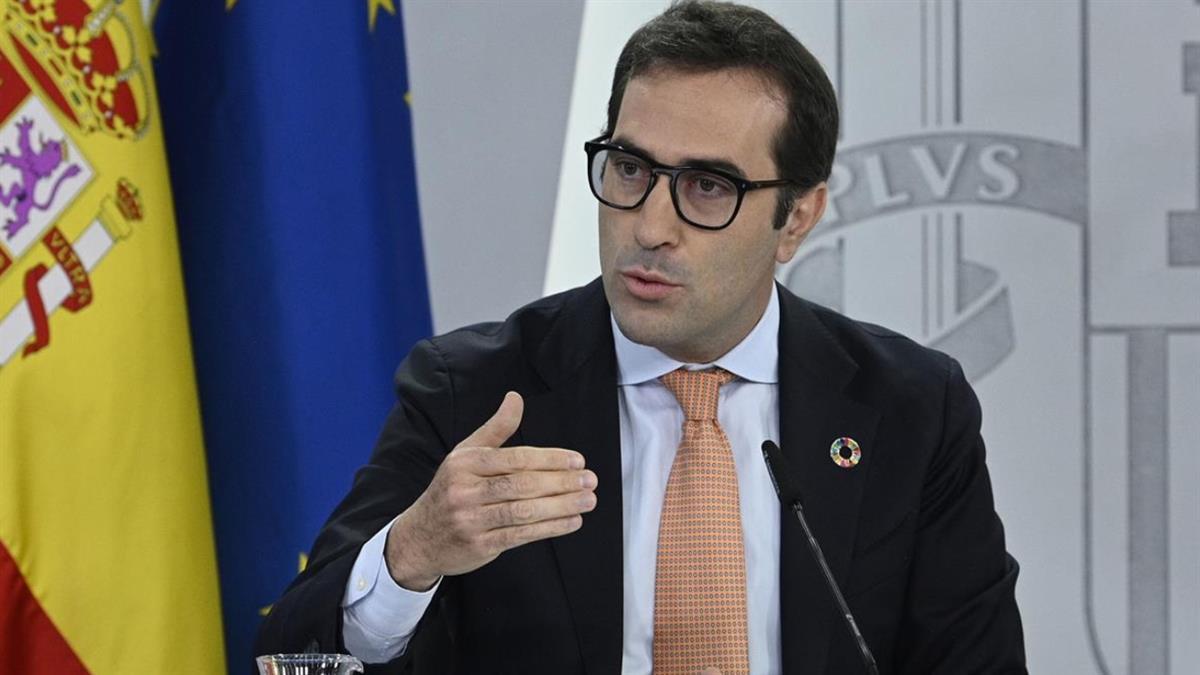 El Ejecutivo se compromete a comparecer trimestralmente ante el Congreso de los Diputados para rendir cuentas