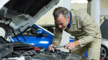 Los trabajos demandados son de mecánico oficial 1º y de agente de segutos
