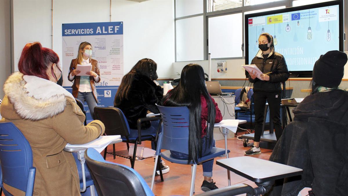 En los últimos meses Getafe ha contratado a 385 vecinos dentro de su programa de reactivación de desempleados