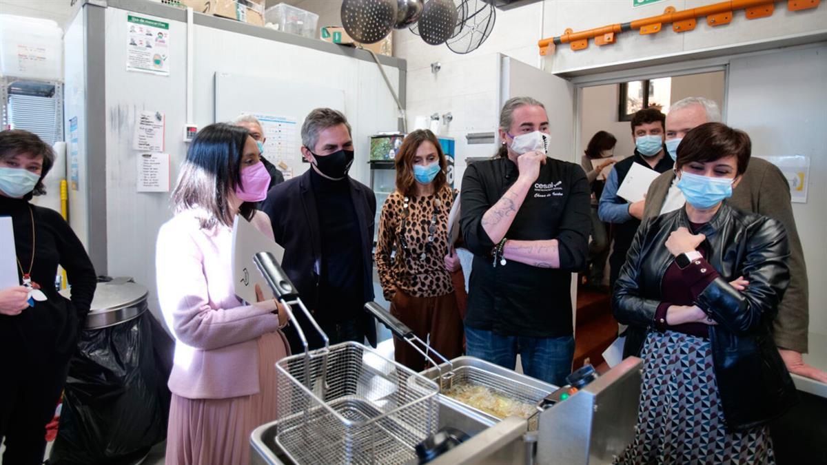 El 70 % de los usuarios del programa que hicieron prácticas en 2021 lograron un contrato de trabajo