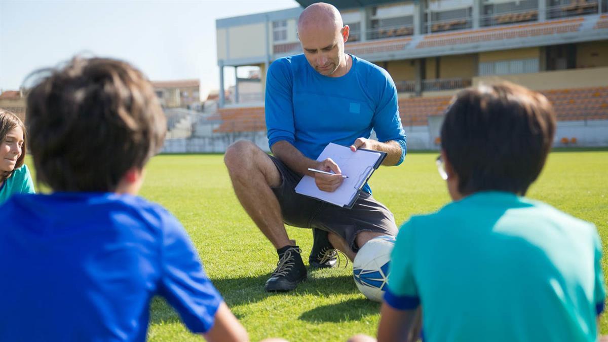 El Ayuntamiento ofrece contratos como personal laboral temporal