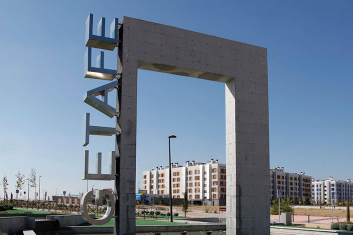 El asesoramiento es vía telefónico y el objetivo de este servicio es apoyar a los pequeños propietarios y arrendadores , consiguiendo alternativas en casos de vulnerabilidad economica