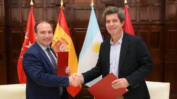 El delegado de Urbanismo, Medio Ambiente y Movilidad ha firmado un memorándum de entendimiento con el ministro bonaerense
