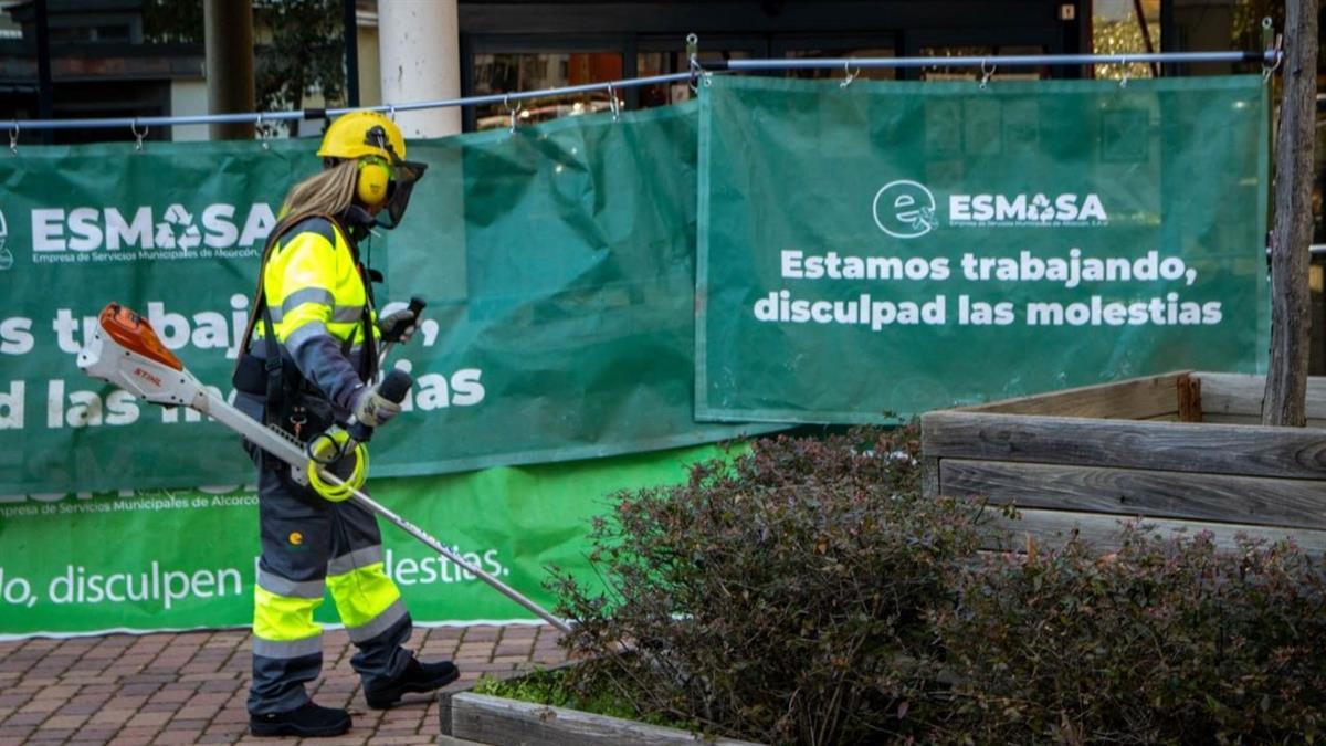 El objetivo es mejorar la calidad y la eficiencia del servicio de desbroce en la ciudad