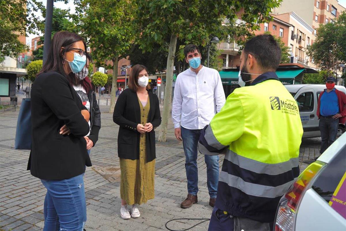 El Ayuntamiento de Móstoles ha acompañado a los trabajadores en la desinfección con ozono ante el Covid-19