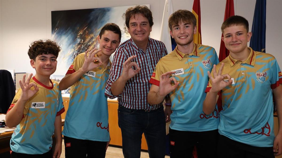 Después del pregón y del encendido navideño las Guerreras del K-pop pondrán a bailar a todos los niños y niñas fuenlabreños