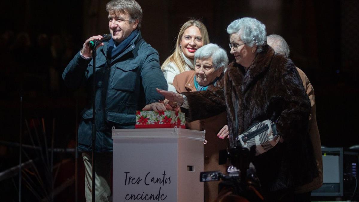 La Plaza Central se llenó de luces y emoción en una multitudinaria celebración navideña