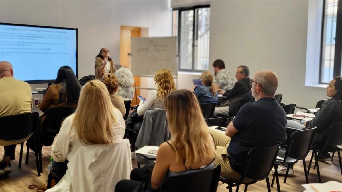  El próximo 7 de abril se desarrollará un taller gratuito sobre networking impartido por Maite Miguéns