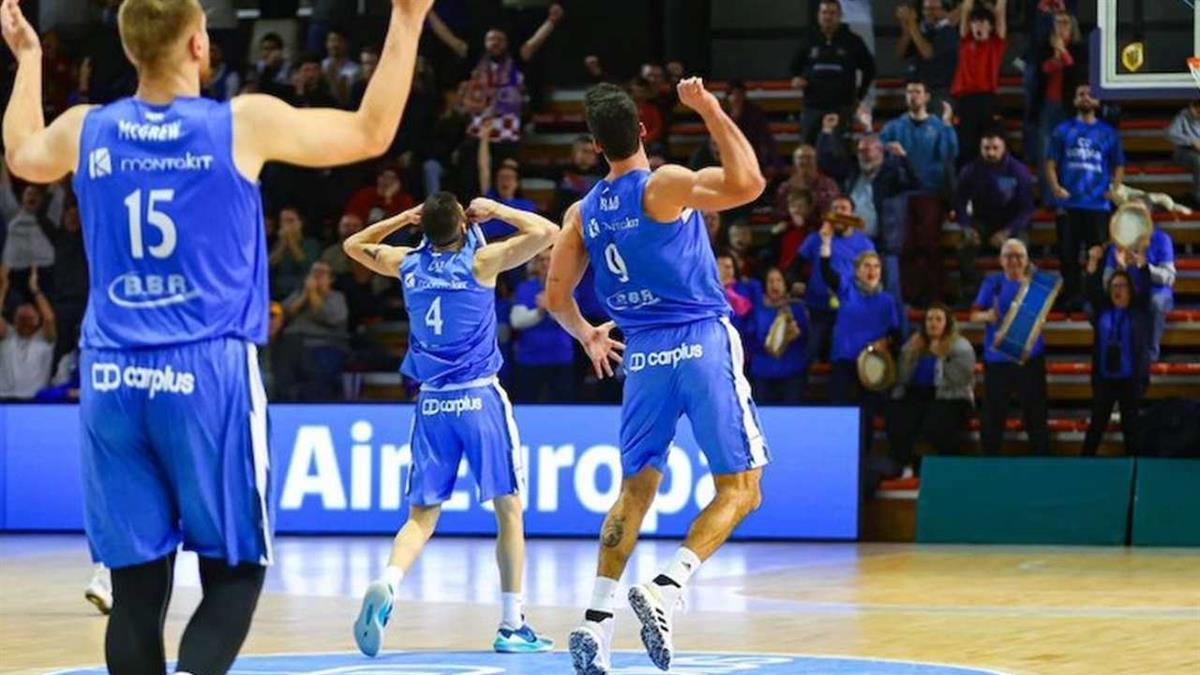 Frente al Spanish Basketball Academy en el tradicional Trofeo de Fiestas 