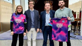 Cerca de 40 personalidades ponen voz a un poema del autor local Mario de las Sagras