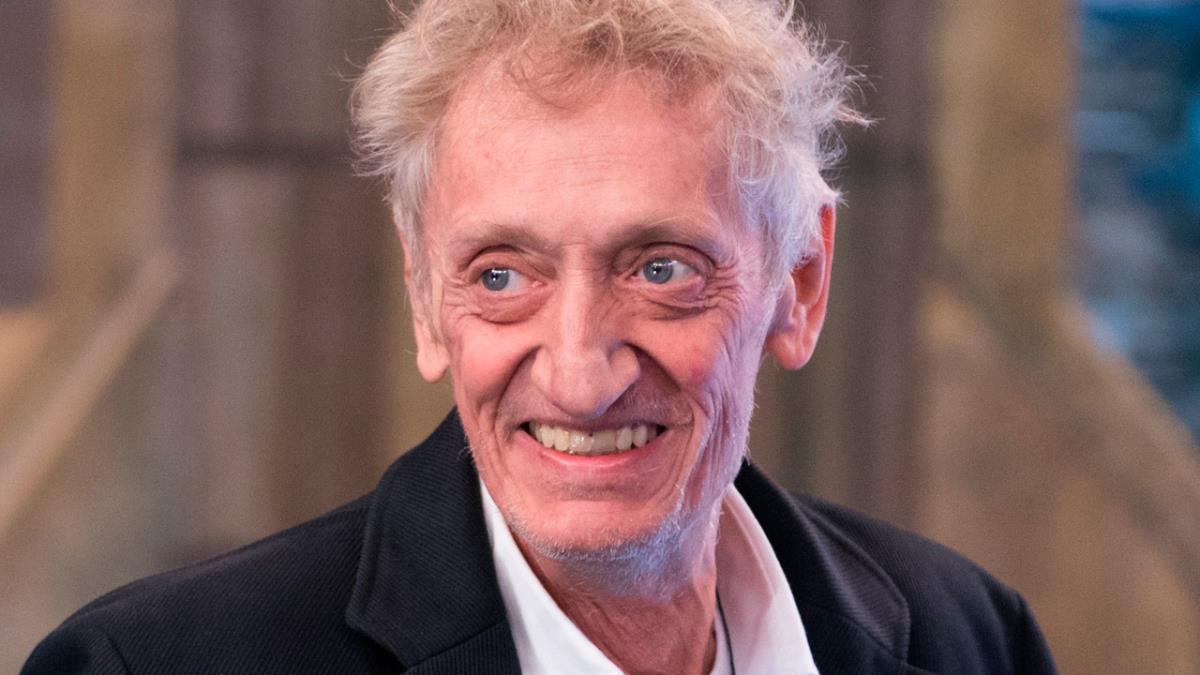 Un bache de salud que le ha obligado a cancelar su agenda teatral