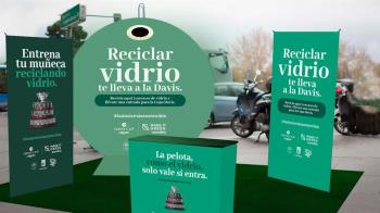 La iniciativa se ha puesto en marcha por Ecovidrio para concienciar sobre la importancia del reciclaje