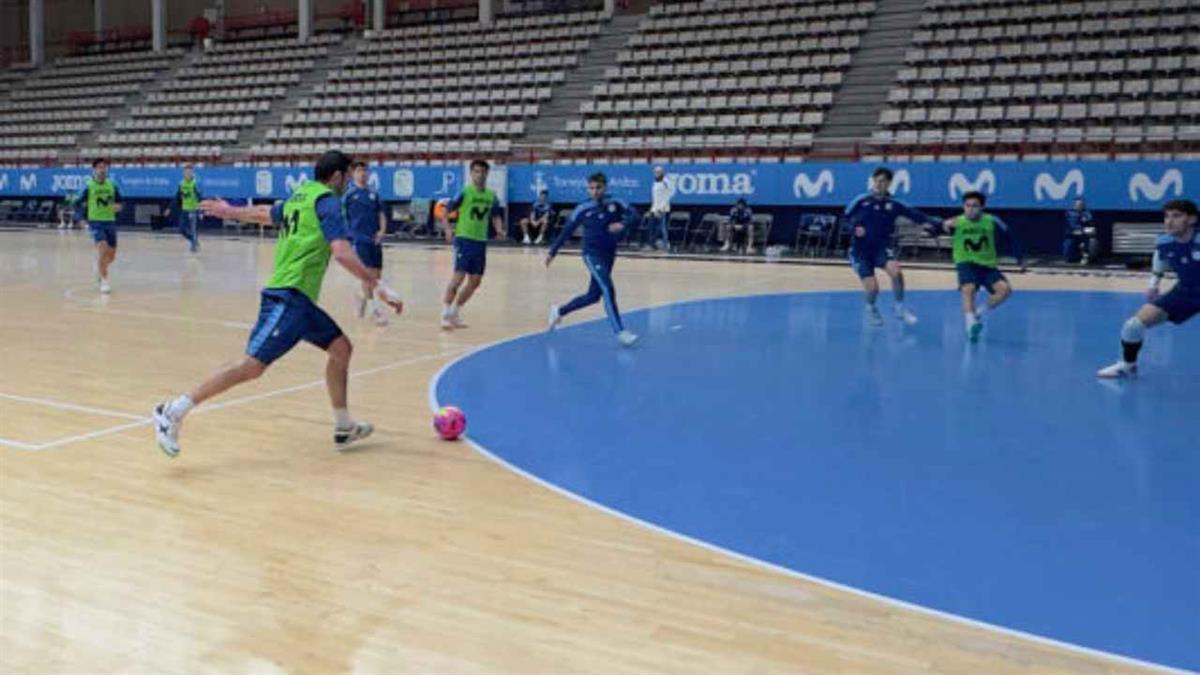 Este lunes, la plantilla realizó una doble sesión de entrenamiento 