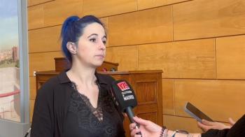 Marta Carmona, diputada de Más Madrid, denuncia el "atropello" a las reglas del parlamento por parte del Partido Popular