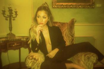 Tras dos años sin lanzamientos, la ex concursante sorprende con 