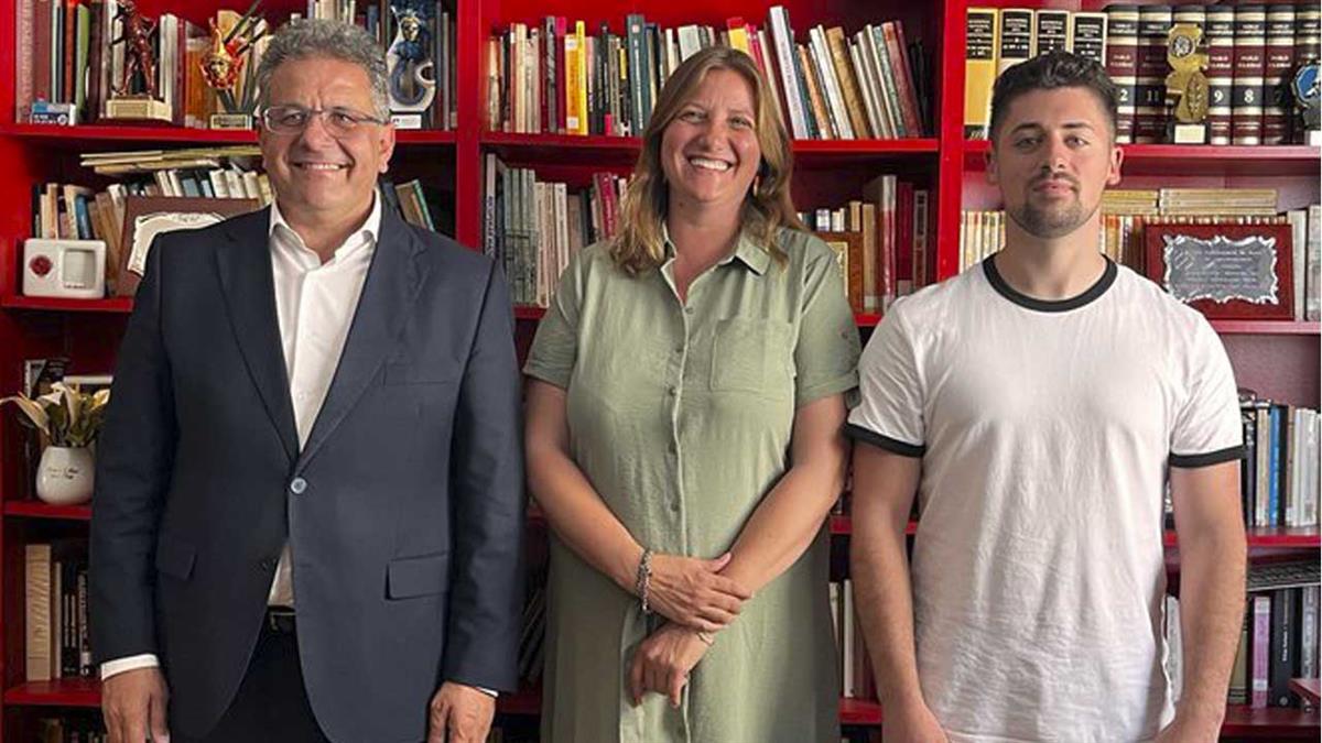 Ramón Jurado fue investido por segunda vez como alcalde con el apoyo de ambas formaciones