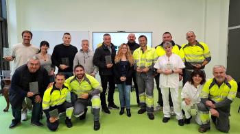 La empresa ha reconocido a sus 17 trabajadores y trabajadoras que fueron voluntarios en Paiporta tras la DANA