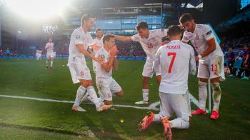 El duelo comenzó de la peor forma posible para los nuestros, pero supieron enmendar los errores y llevarse el duelo