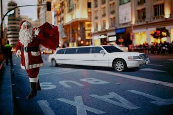 La limusina de Papá Noel os permitirá pasar un momento especial en compañía de familiares o amigos de una forma segura