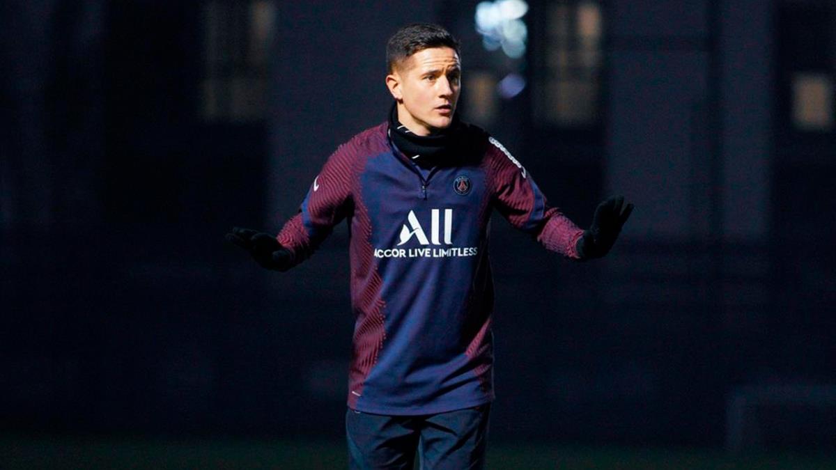 El militante del equipo parisino ha hecho un comunicado en el que rechaza la competición