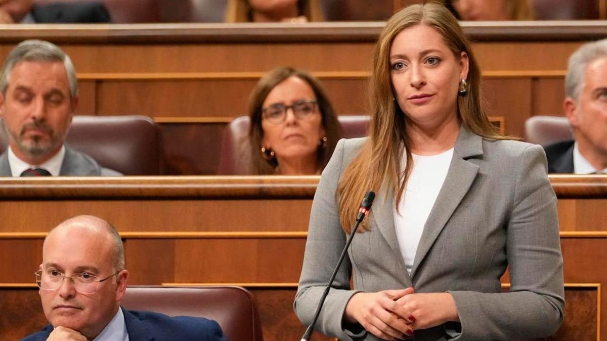 Ester Muñoz adelanta que el PP va a “cambiar España de arriba a abajo”