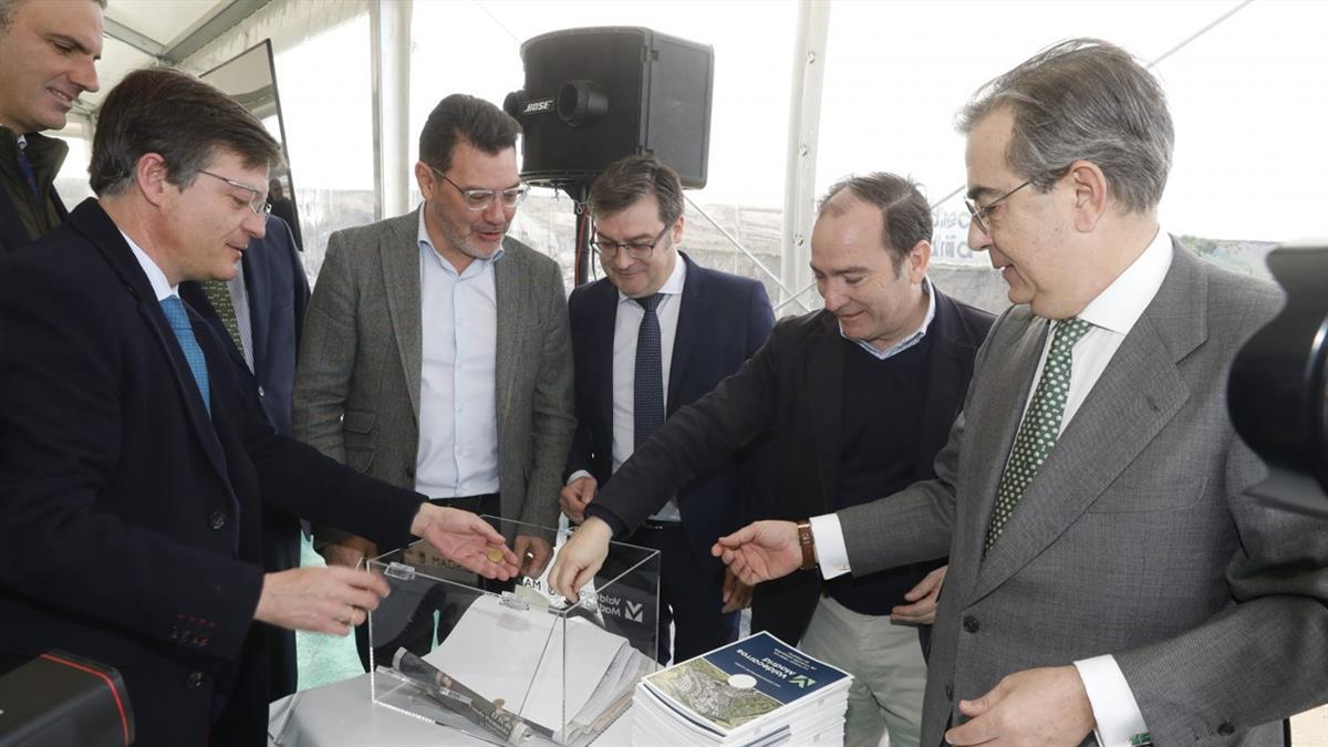 Habrá 52.000 m2 de oficinas, 20.000 m2 de uso dotacional y un parque industrial de 34.000 m2