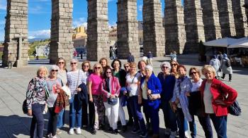 La Concejalía de Cultura organizó una excursión a la ciudad para los integrantes del club de lectura