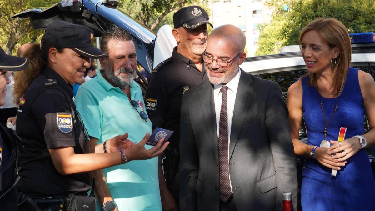Los guías caninos y la unidad de caballería participarán en una exhibición especial
