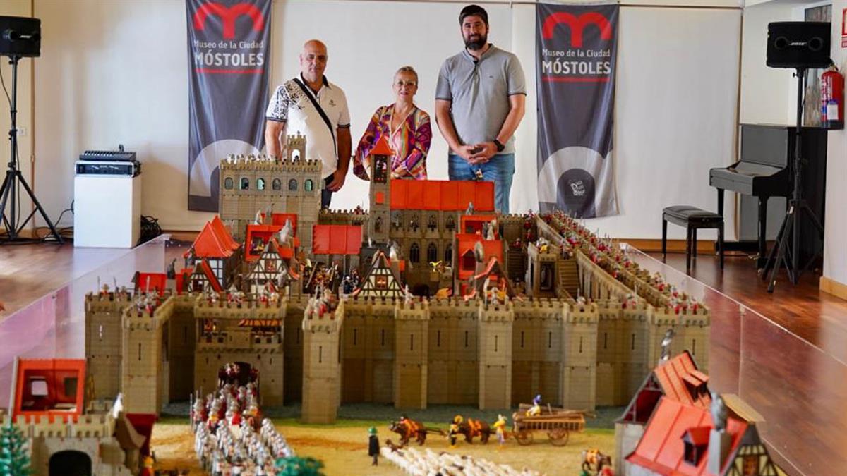 El Museo de la ciudad acoge esta colección privada, que recrea diferentes escenas de la época