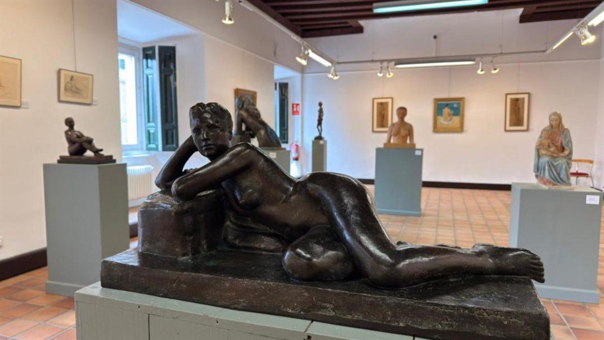 Fue amigo de Salvador Dalí, y discípulo de maestros como Juan Núñez y Josep Dunyac