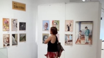 El alumnado de los talleres artísticos expone sus obras en una muestra